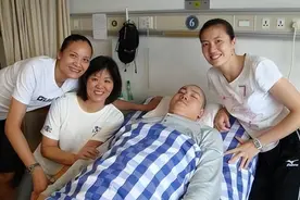 瘫痪17年汤淼现状：母亲妻子早已改嫁，女儿已7岁，生活已有保障图片