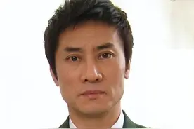 江涛：成名后不忘糟糠之妻，与岳母同住30年，成名后接回改嫁亲妈图片