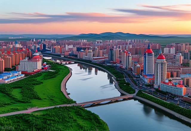 这或许是盛夏最辽阔的内蒙古城市 草原美过呼伦贝尔，醇厚不输锡盟