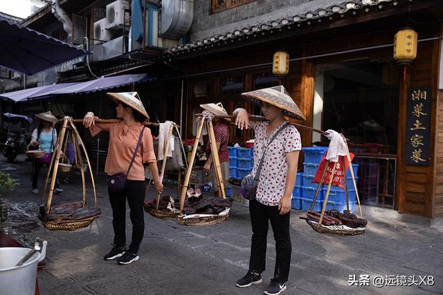 湖南湘西古城苗寨景观