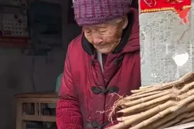 "年后离别之痛！98岁奶奶送孙子归程，惋惜之情令人心酸"图片