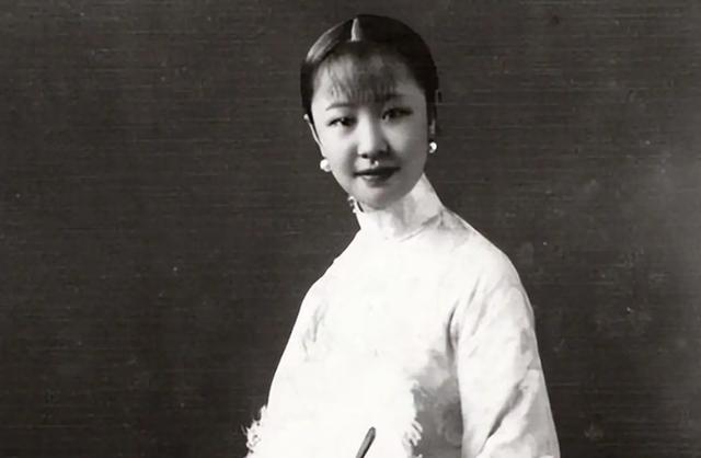 大清亡后，格格们都嫁给了谁？好几位大明星，其实都是皇室后裔