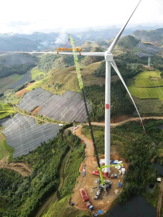 还有这种操作？中国重器4000吨逆袭成功！| 地球知识局