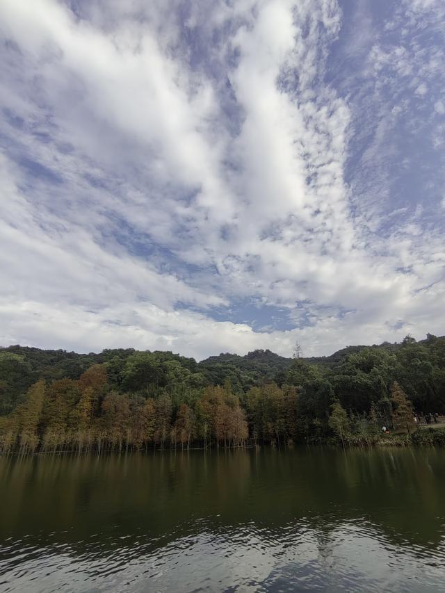 天啊，白云难爬吗？