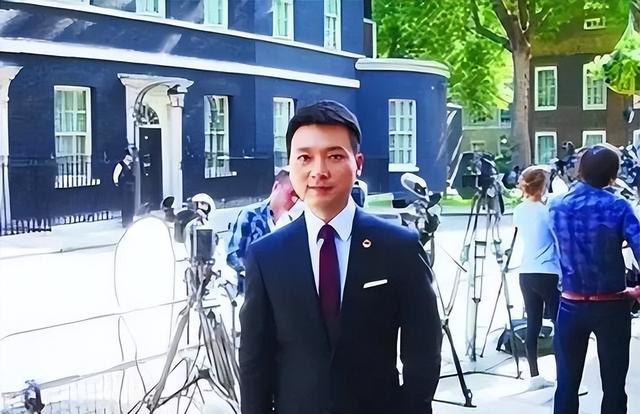 康辉：我高考分数远超清北，却被人暗中顶替，依靠父亲查明真相！