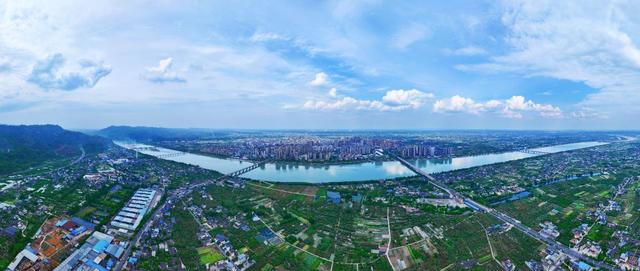 青山绿水的夹江答卷