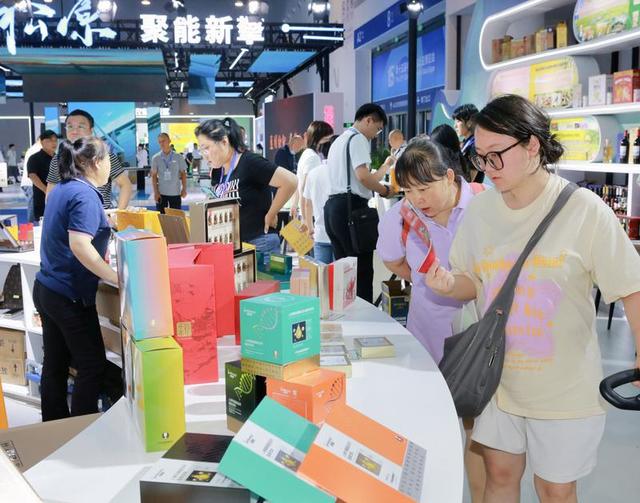 东北亚博览会开幕，现场精彩纷呈