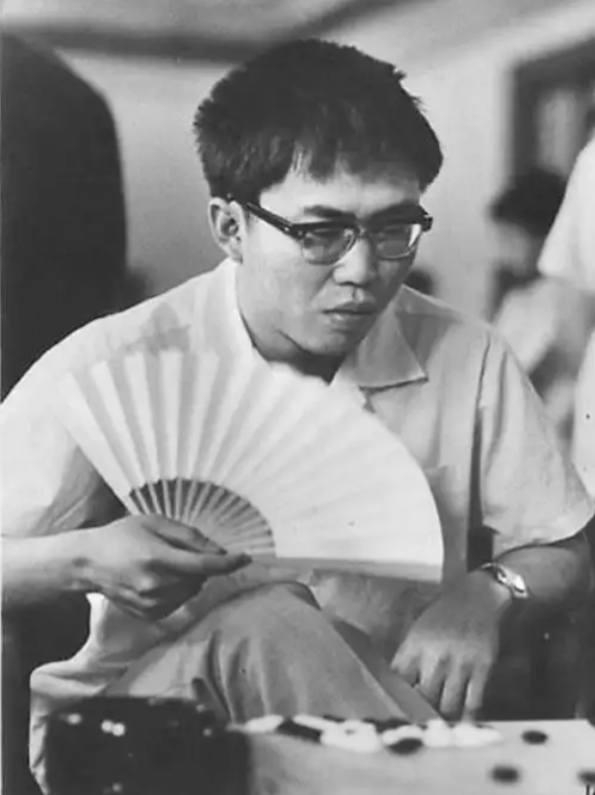 聂卫平去世不到2天，私生活被扒	，婚内出轨，儿女名字暗藏深意