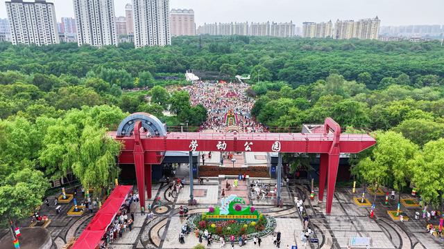 哈市香坊区持续提升“鸟语花香”绿色生态体验