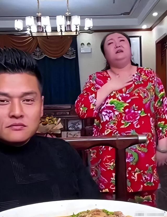 “女吃播三巨头”现状：脸像骷髅、摘除味觉神经，有人已立好遗嘱