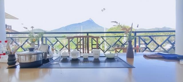 山海间的苗寨原乡：雅啦咪山海情民宿的本真文化旅居