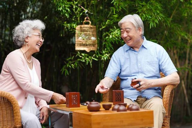 两性相处，半辈子风雨同舟，原来最难的说一句“谢谢你”