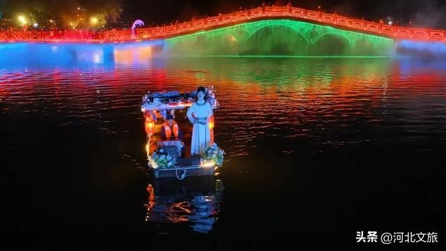 周末出发!在恋乡·太行水镇，做一场限定版的山水闲梦