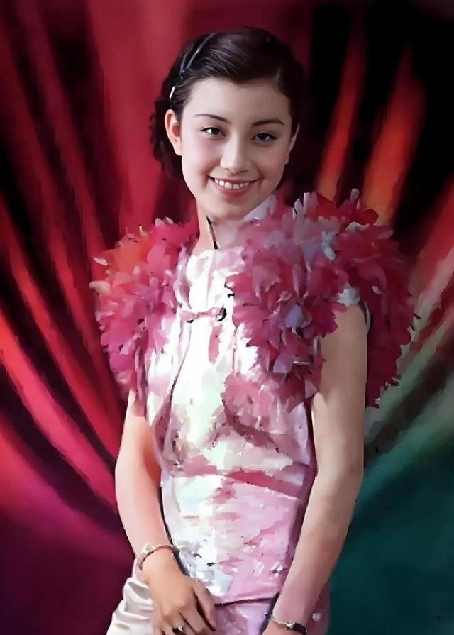 与戴笠偷情背着丈夫打胎的“杭州第一美人”，私房照曝光美人相貌