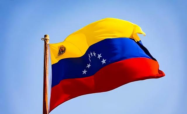 国贼拿诺奖	、中产全反目：石油大国委内瑞拉为何越过越差？