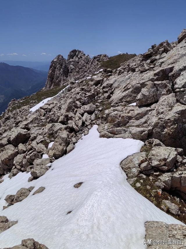 成功登顶母太子山