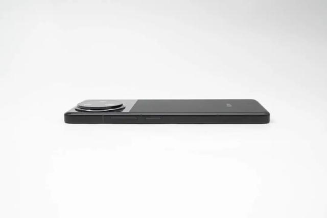 7000mAh+2K直屏！红米 K90 Pro配置基本确定