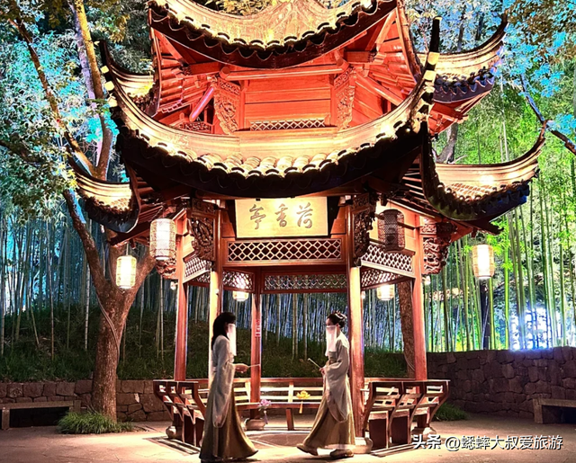 这个浙江“美人景点”着实抢眼，秋日中节目惊艳，可享受古越风情