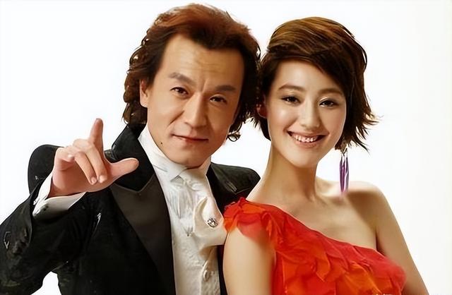 讨好大佬，陪睡上位，遭央视“开除”	，她身上的标签哪个才是真的