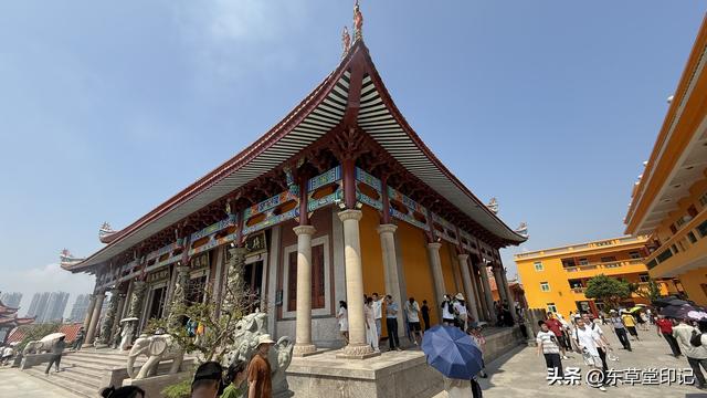 探秘石狮黄金海岸洛迦寺：海上佛国的千年禅韵与滨海秘境