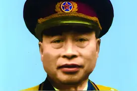 名将那些事儿（218）—— 代毛主席向徐海东“借钱”的杨至成图片