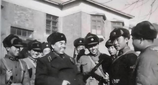 51年曾泽生从朝鲜回国，见过主席之后回家吩咐妻子：北京不能待了