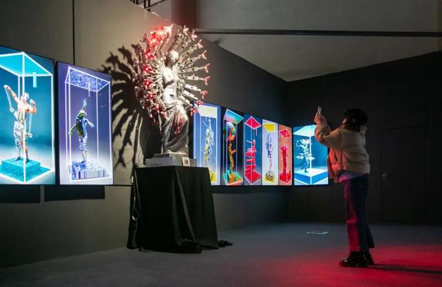 艺术跨年 全民共创 第十届中国北京国际美术双年展跨年活动在北京展览馆举办