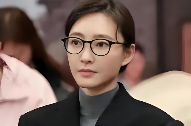 从一线明星，沦落到拍短剧	，这5位演员走到今天这步，怪不了别人