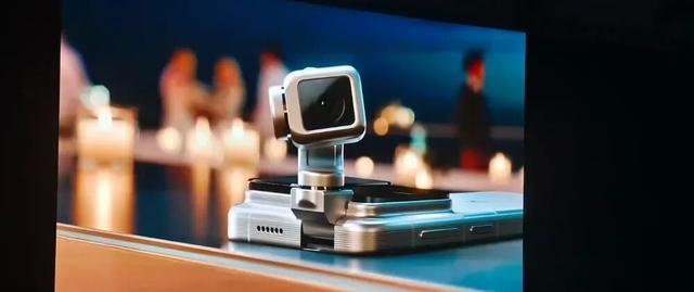 曝荣耀ROBOT PHONE明年量产，多款新机将至