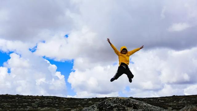 如果有时间，走一次川西顶级路线，1次深度体验胜过10次旅游！