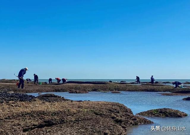 我是成都人，去山东日照后发现，日照人的生活跟其他地方不大一样