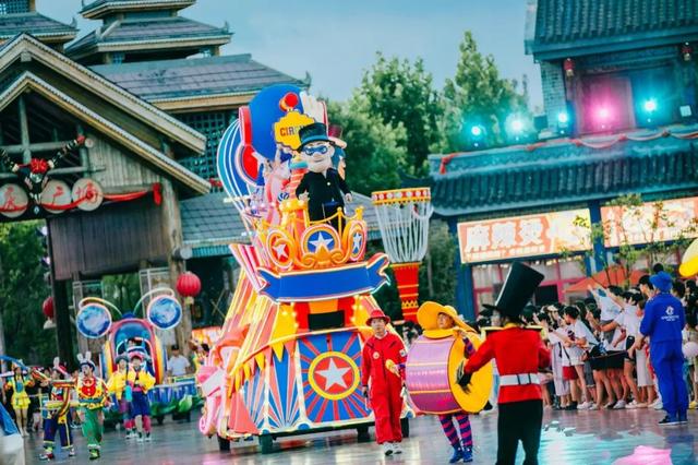 太原方特暑期狂欢倒计时，“三重”梦幻焰火秀点亮七夕夜