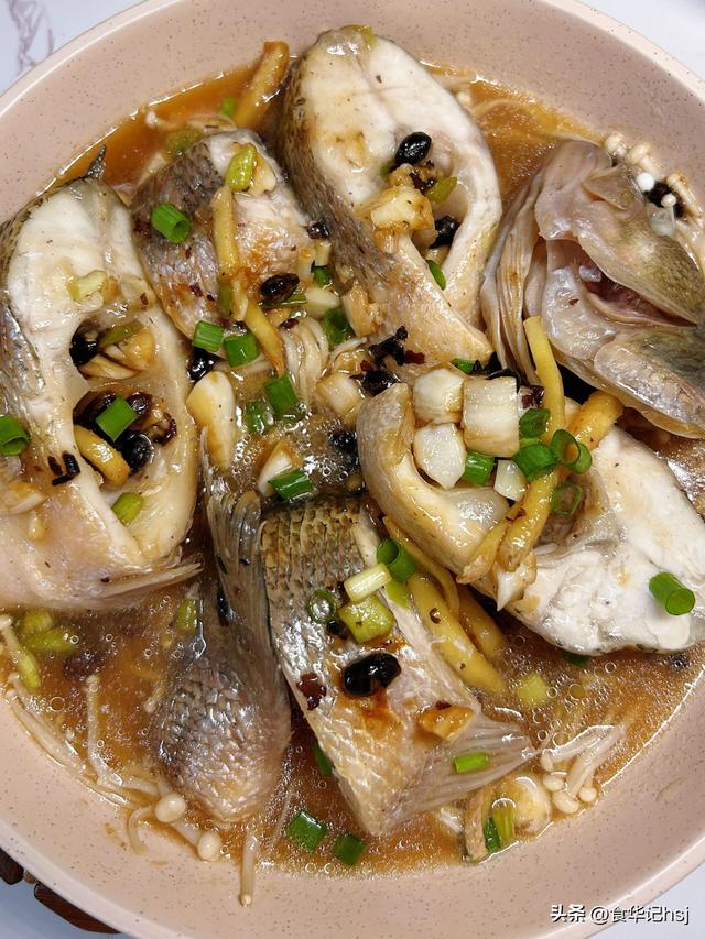 吃一斤它等于吃10只鸡，一降血脂、二降血糖、三降胆固醇，要懂吃