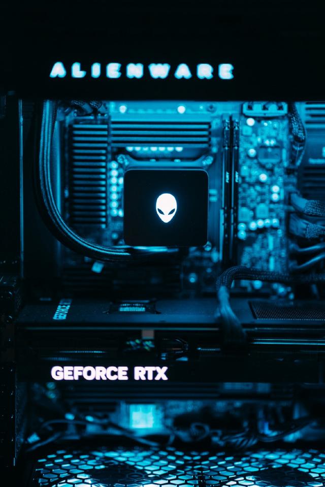 Alienware外星人Area-51台式机评测：游戏天花板体验是什么样？