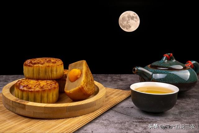 “青蛇遇中秋，五人要躲月”，八月十五中秋节，哪五人要躲月？