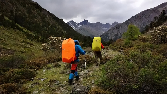 资深强驴徒步他念他翁，与队友走散后遇难，被发现时姿势怪异