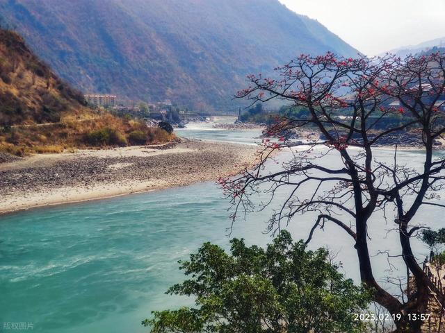 比西双版纳野性，比普洱仙气，最神秘的地方之一，99％的人错过了