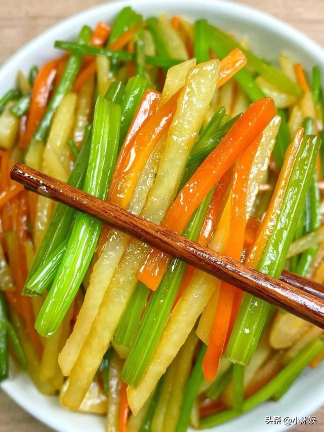 4种一吃就“拉屎”的蔬菜,被称为“肠道润滑油”帮助你顺畅拉屎