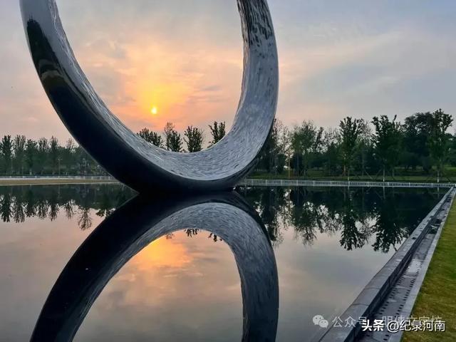 全国文明城市全国百强县商丘市永城走笔之日月同辉“大戒指”