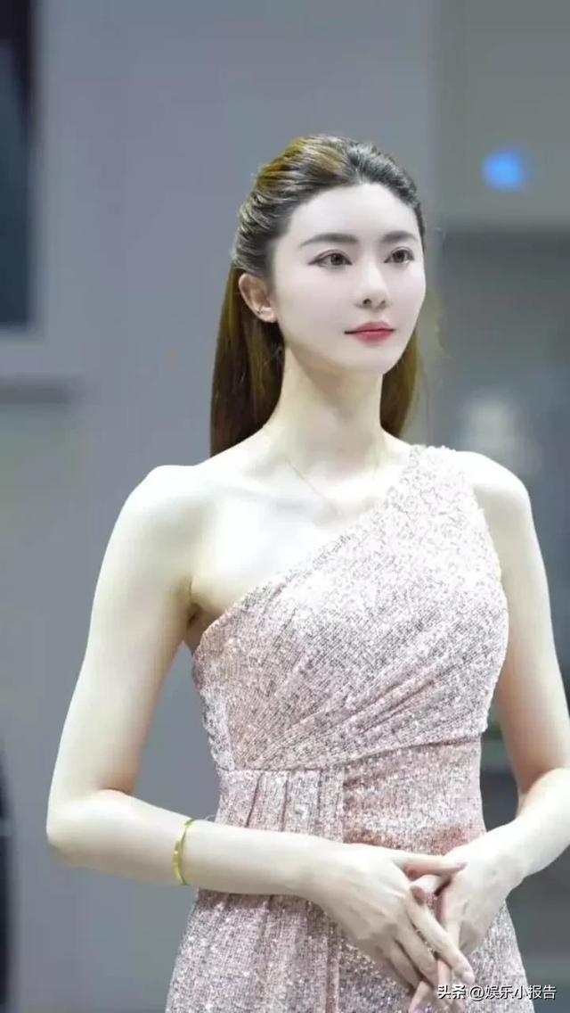 王思聪追了6年都没拿下杜芊逸，这魅力确实不一般！