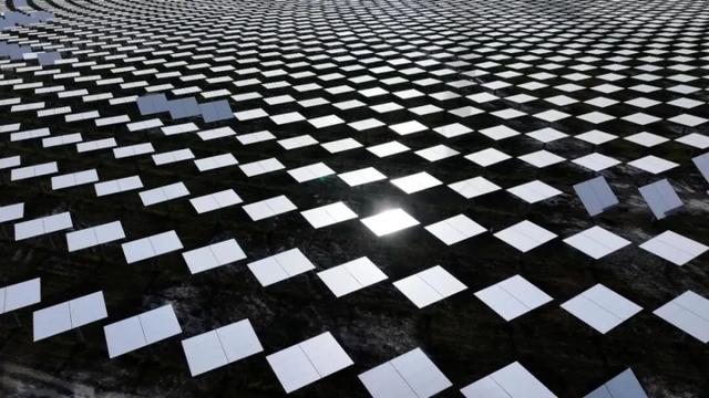 140万千瓦！吉林“超级镜子”发电站高清大图来了