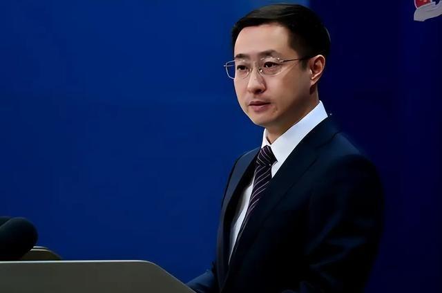 对华反制布局刚落定！高市早苗得意之时惊悉：中国在持续抛美债！