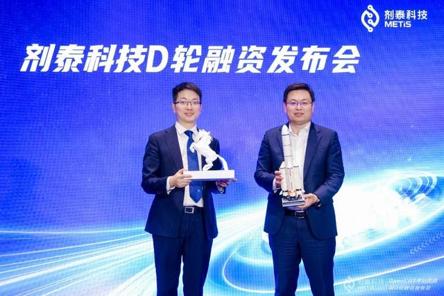 中国药企逆袭！新技术赶超国际，成功解决卡脖子难题