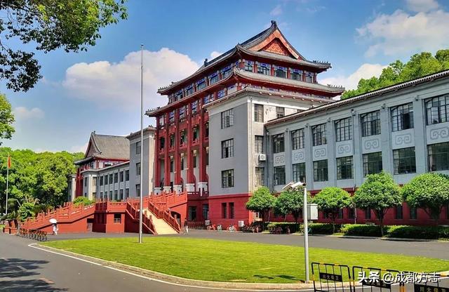 开学了！成都最美高校值得专程来逛→