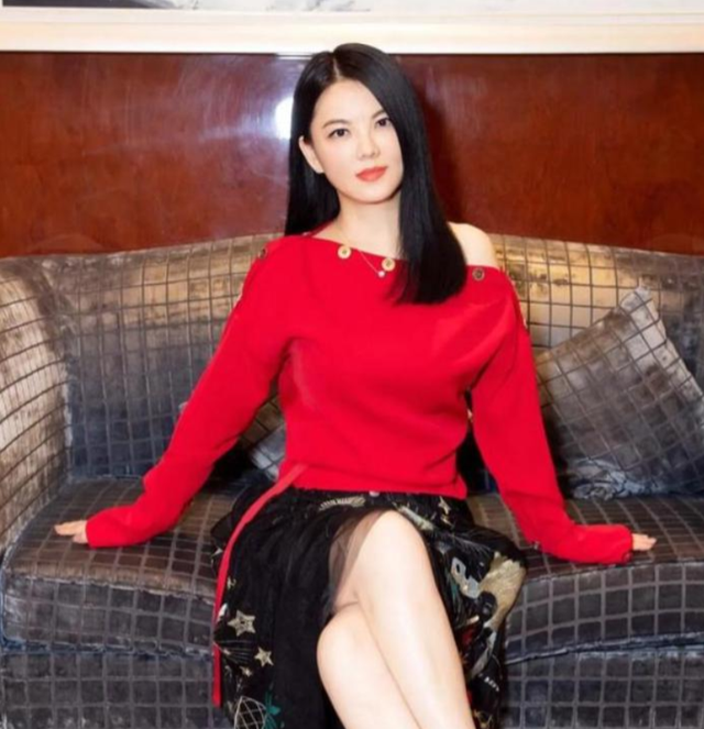 全网封禁仅7天，李湘"私生活"被扒，原来她从不像表面那么简单