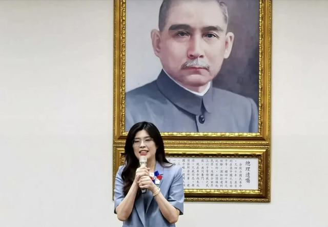 北京贺电晚了一天，释放什么信号？郑丽文面临三道关卡