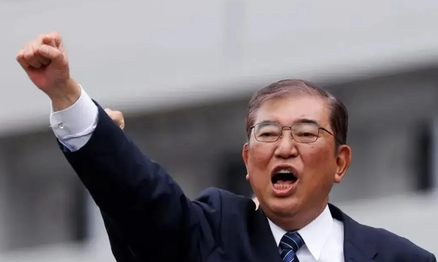 日本呼吁不要参加北京阅兵，官媒怒批：德国曾下跪，日本做了什么