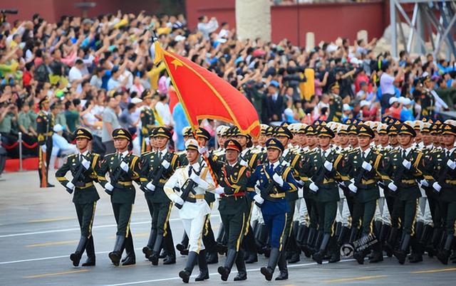反华势力出现？93阅兵期间，多人公开诋毁中国，内容荒诞身份特殊