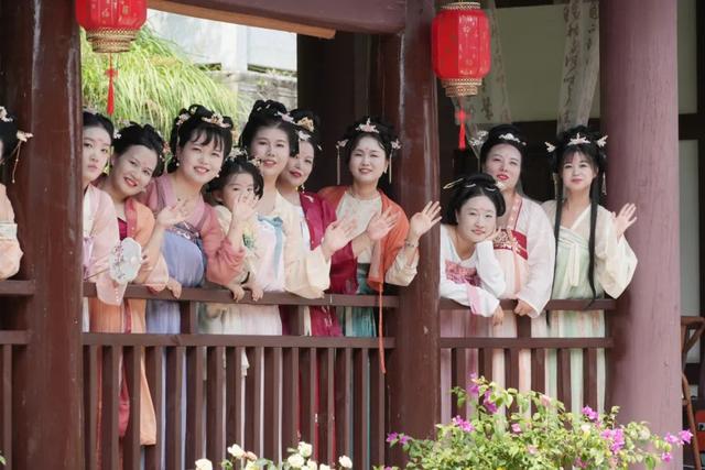 广纳天下客 元梦新蜀道 | 快哉！快哉！敬邀诸君，盛装游广元！