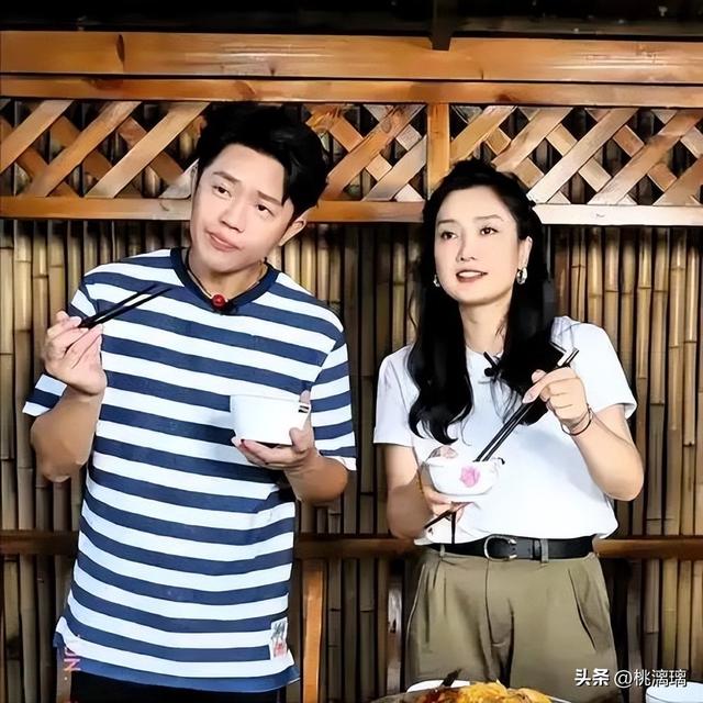 凤凰传奇的44岁玲花，怕是走上了玖月奇迹王小玮的“老路”